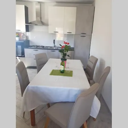 Apartment Optimum Trogir